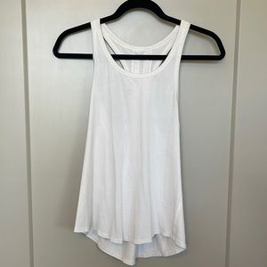 White lululemon tank!